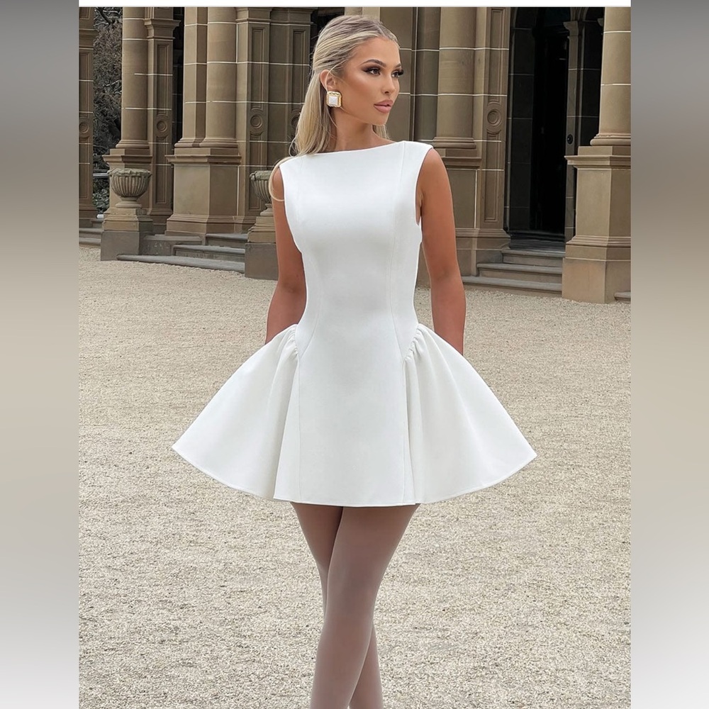 Elegant White Mini Dress